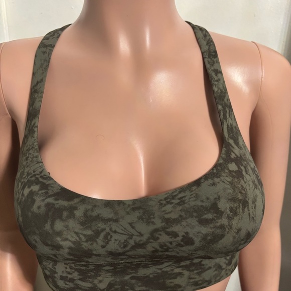 LULULEMON ATHLETICA Women's Olive Free to Be Long-Line Bra - Picture 7 of 12